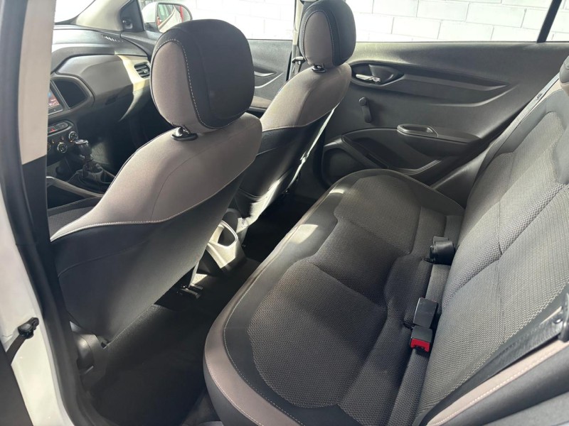 PRISMA 1.4 MPFI LT 8V FLEX 4P MANUAL - 2015 - CAXIAS DO SUL