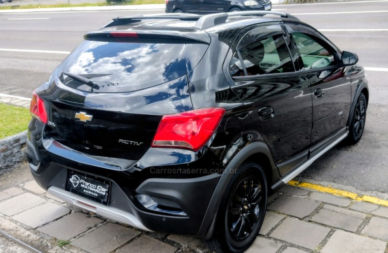 ONIX 1.4 MPFI ACTIV 8V FLEX 4P MANUAL - 2019 - CAXIAS DO SUL