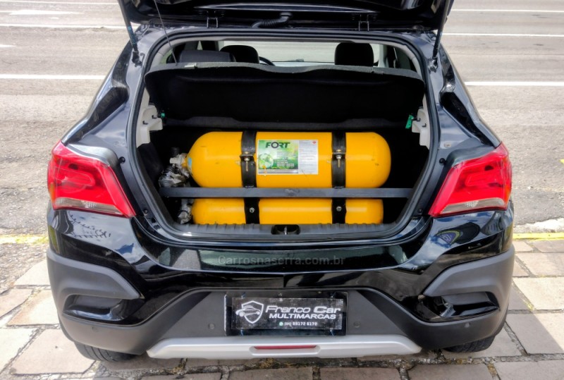 ONIX 1.4 MPFI ACTIV 8V FLEX 4P MANUAL - 2019 - CAXIAS DO SUL