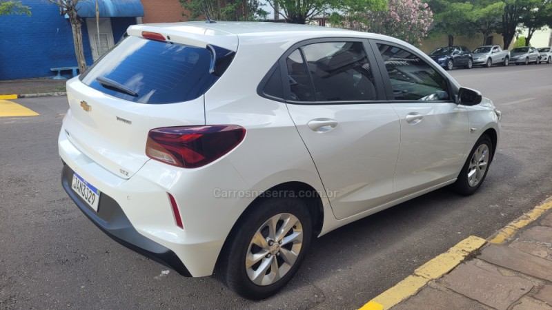 ONIX 1.0 LTZ 12V TURBO FLEX 4P MANUAL - 2021 - FLORES DA CUNHA