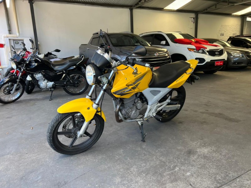 HONDA - CBX 250 TWISTER - 2007/2007 - Amarela - R$ 9.900,00
