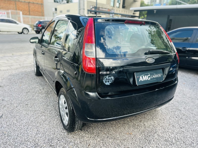 FIESTA 1.0 MPI PERSONNALITÉ 8V FLEX 4P MANUAL - 2007 - CAXIAS DO SUL