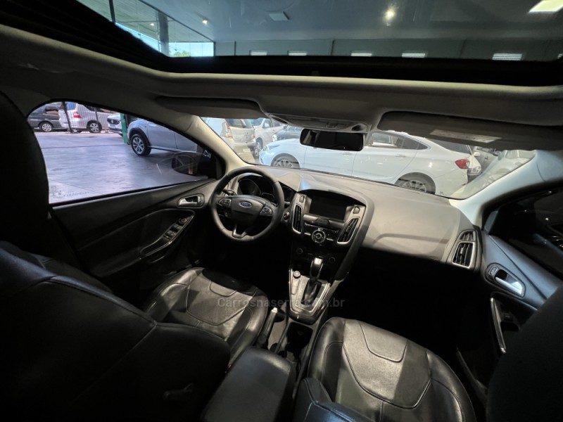 FOCUS 2.0 TITANIUM HATCH 16V FLEX 4P AUTOMÁTICO - 2016 - CAXIAS DO SUL