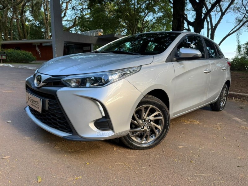 yaris 1.5 xs connect 16v flex 4p automatico 2023 dois irmaos