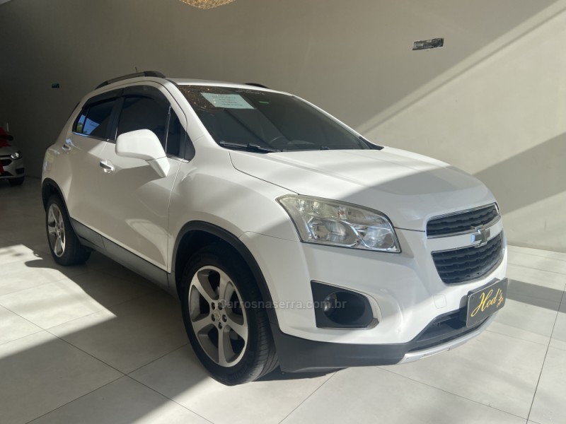 TRACKER 1.8 MPFI LTZ 4X2 16V FLEX 4P AUTOMÁTICO - 2015 - CANELA