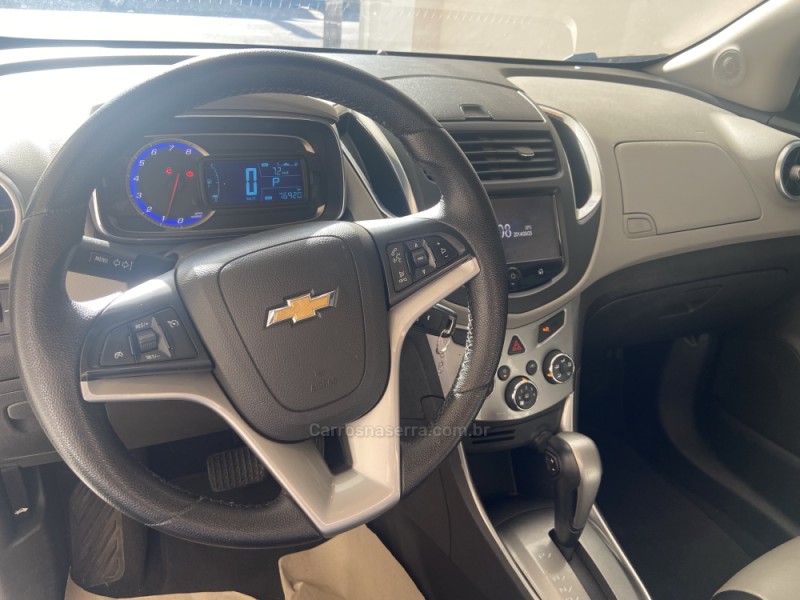 TRACKER 1.8 MPFI LTZ 4X2 16V FLEX 4P AUTOMÁTICO - 2015 - CANELA