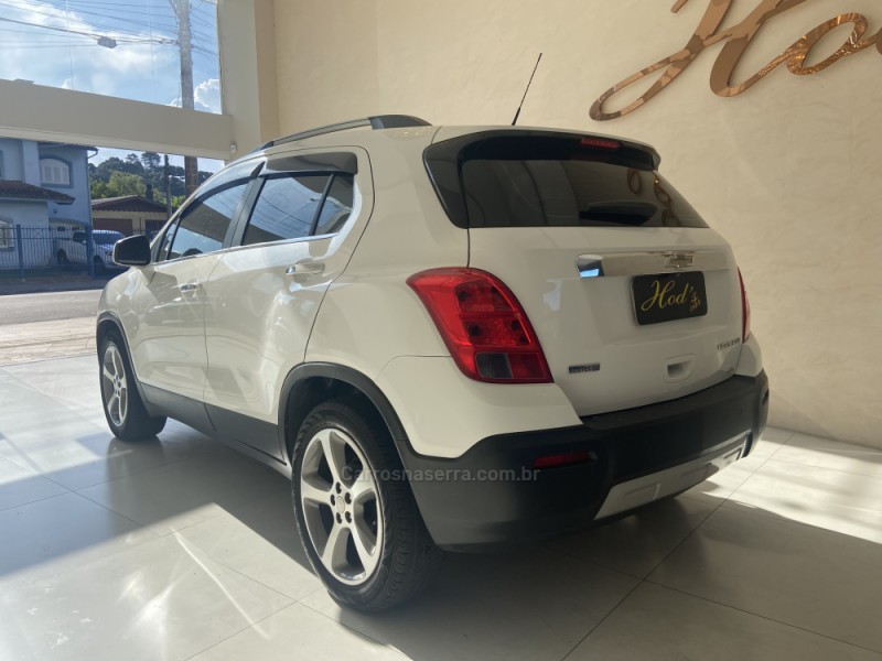 TRACKER 1.8 MPFI LTZ 4X2 16V FLEX 4P AUTOMÁTICO - 2015 - CANELA