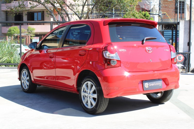 ETIOS 1.5 X PLUS 16V FLEX 4P MANUAL - 2020 - CAXIAS DO SUL