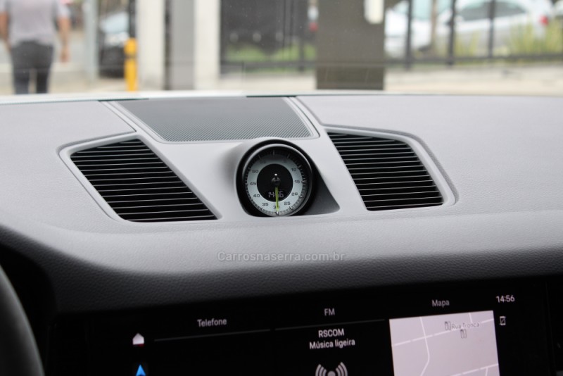 CAYENNE 3.0 V6 AWD E-HYBRID 4P AUTOMÁTICO - 2022 - CAXIAS DO SUL