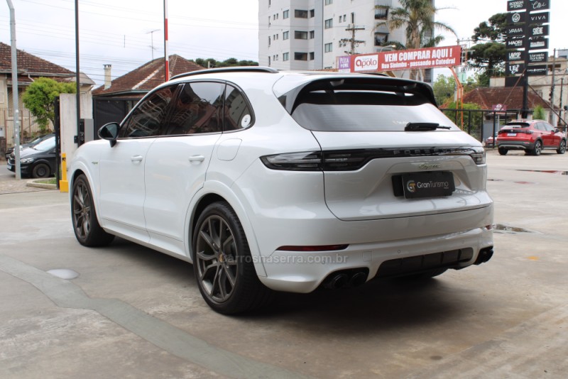 CAYENNE 3.0 V6 AWD E-HYBRID 4P AUTOMÁTICO - 2022 - CAXIAS DO SUL