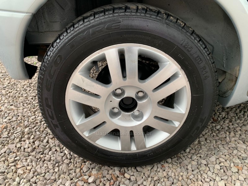 CORSA 1.4 MPFI MAXX 8V FLEX 4P MANUAL - 2012 - CAXIAS DO SUL