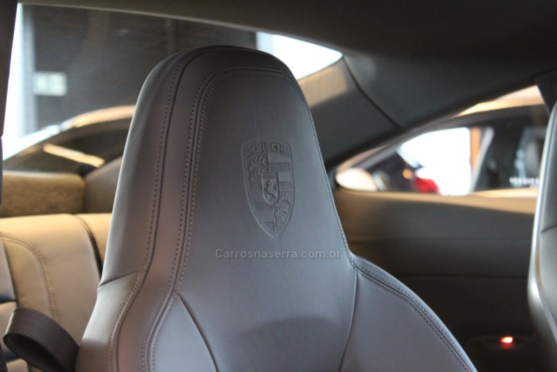 911 3.0 24V CARRERA GTS GASOLINA 2P AUTOMÁTICO - 2022 - CAXIAS DO SUL