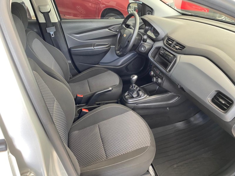 ONIX 1.0 JOY PLUS BLACK 8V FLEX 4P MANUAL - 2020 - NOVA PETRóPOLIS