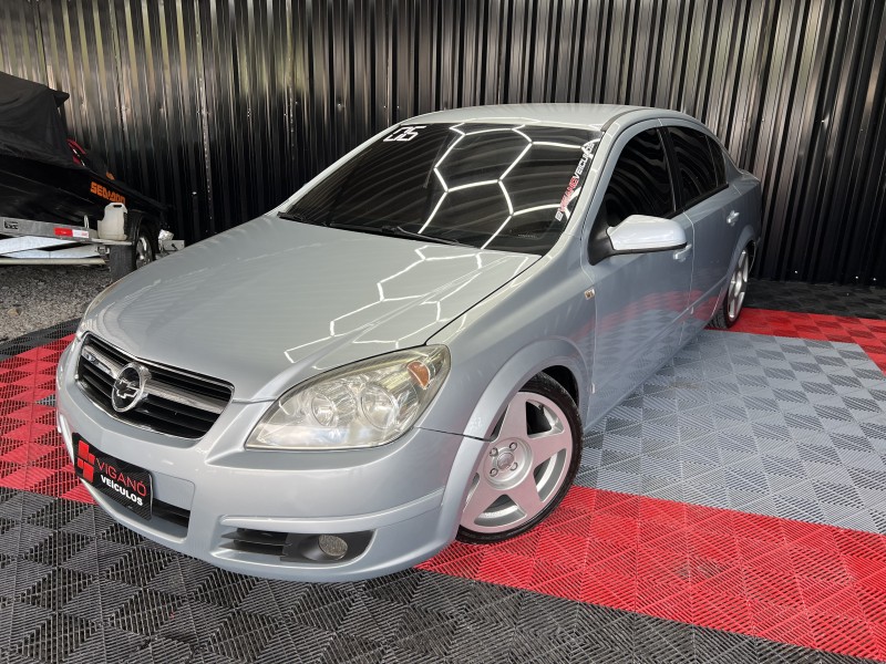VECTRA 2.0 MPFI ELEGANCE 8V FLEX 4P MANUAL