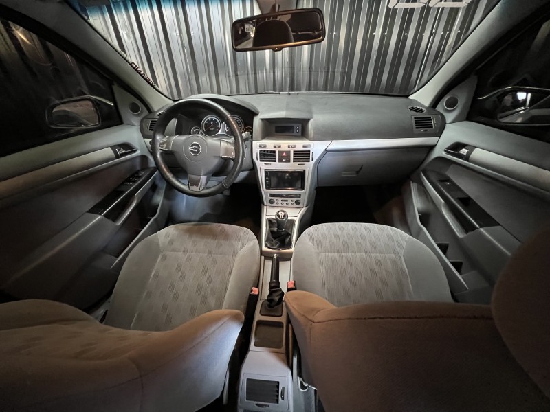 VECTRA 2.0 MPFI ELEGANCE 8V FLEX 4P MANUAL - 2006 - CAXIAS DO SUL