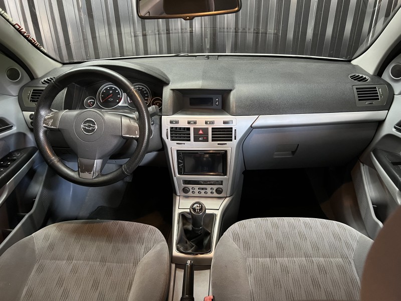 VECTRA 2.0 MPFI ELEGANCE 8V FLEX 4P MANUAL - 2006 - CAXIAS DO SUL