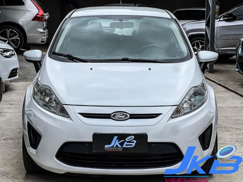 FIESTA 1.6 SE HATCH 16V FLEX 4P MANUAL - 2013 - NOVO HAMBURGO