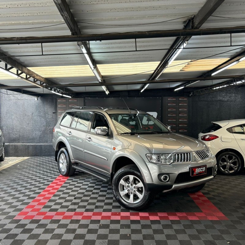 PAJERO DAKAR 3.2 4X4 16V 7 LUGARES TURBO INTERCOOLER DIESEL 4P AUTOMÁTICO - 2012 - PASSO FUNDO