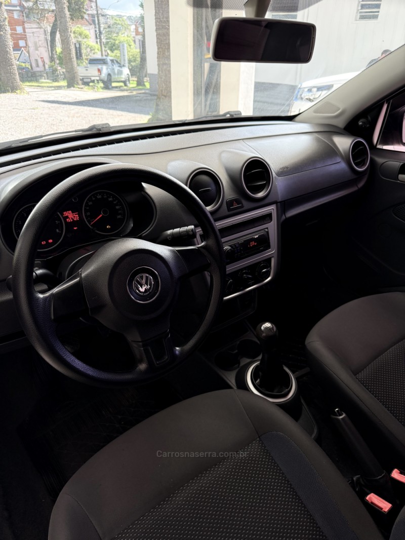 VOYAGE 1.0 MI CITY 8V FLEX 4P MANUAL - 2015 - CANELA