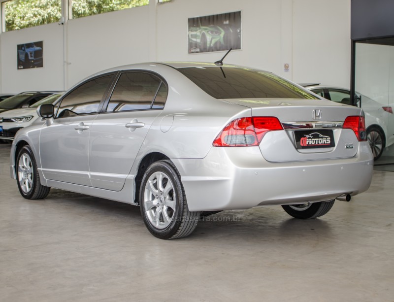 CIVIC 1.8 LXS 16V GASOLINA 4P AUTOMÁTICO - 2010 - NOVO HAMBURGO