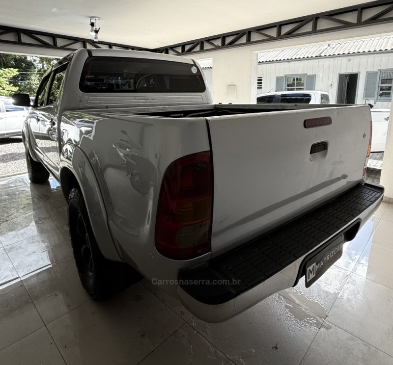 HILUX 3.0 SR 4X2 CD 16V TURBO INTERCOOLER DIESEL 4P MANUAL - 2011 - CANELA