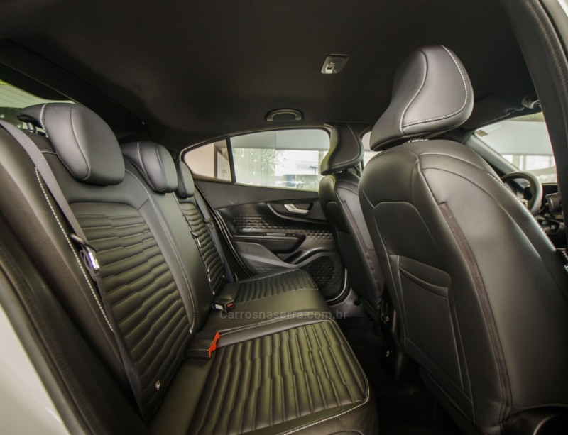 FASTBACK 1.0 IMPETUS 200 TURBO FLEX 4P AUTOMÁTICO - 2023 - NOVO HAMBURGO