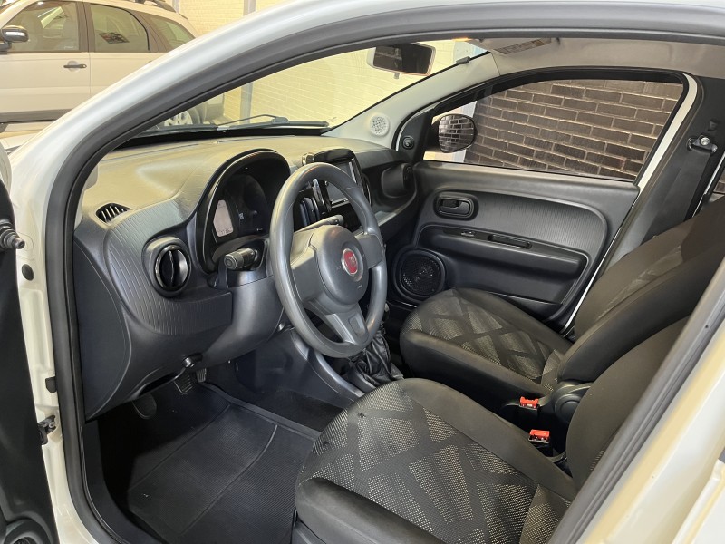 MOBI 1.0 8V EVO FLEX LIKE. ON MANUAL - 2018 - CAXIAS DO SUL