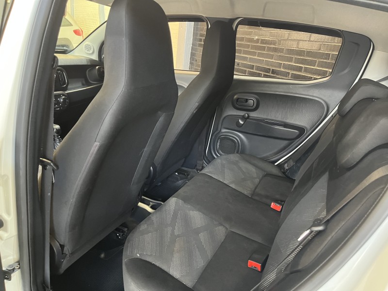 MOBI 1.0 8V EVO FLEX LIKE. ON MANUAL - 2018 - CAXIAS DO SUL