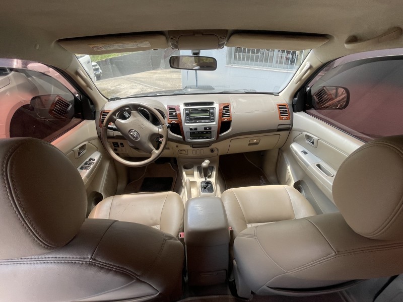 HILUX SW4 3.0 SRV 4X4 16V TURBO INTERCOOLER DIESEL 4P AUTOMÁTICO - 2007 - CAXIAS DO SUL