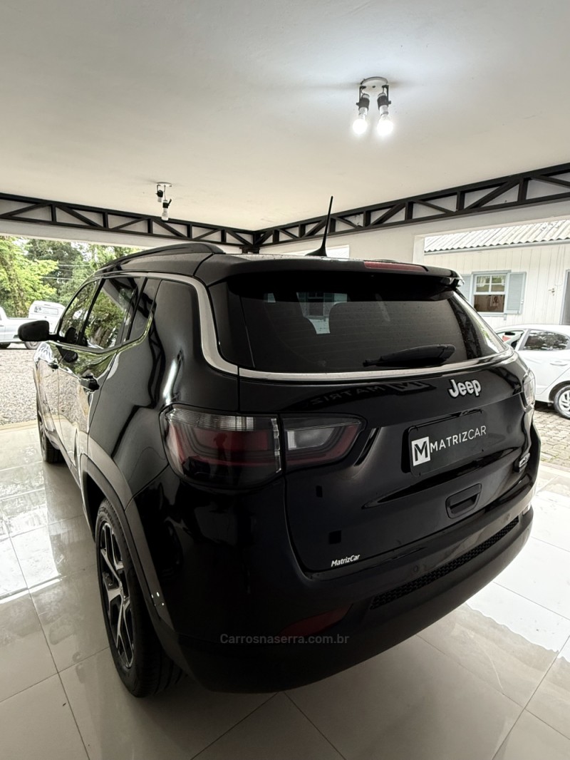 COMPASS 1.3 LONGITUDE DARK T270 16V TURBO 4X2 FLEX 4P AUTOMÁTICO - 2025 - CANELA