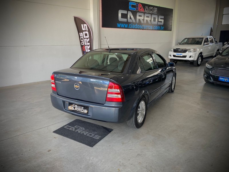 ASTRA 2.0 MPFI ELEGANCE SEDAN 8V FLEX 4P MANUAL - 2007 - LAJEADO