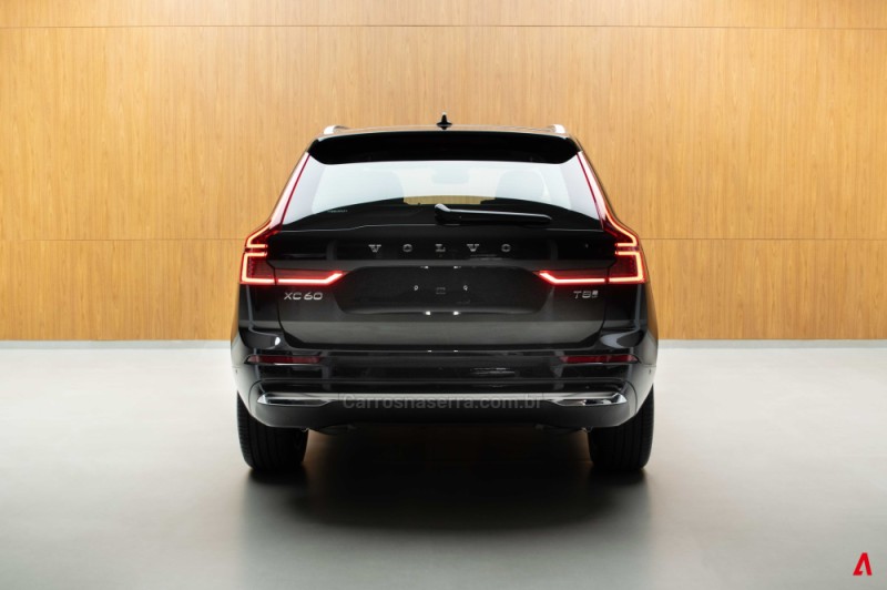 XC60 2.0 T8 ULTRA AWD HÍBRIDO 4P AUTOMÁTICO - 2026 - GARIBALDI
