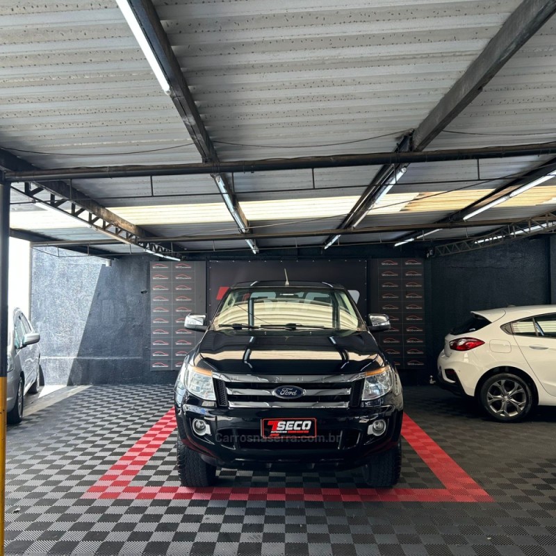 RANGER 2.5 XLT 4X2 CD 16V FLEX 4P MANUAL - 2013 - PASSO FUNDO