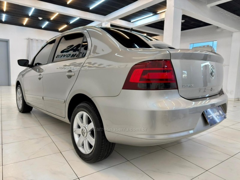 VOYAGE 1.6 MI TREND 8V FLEX 4P MANUAL - 2011 - BOM RETIRO DO SUL