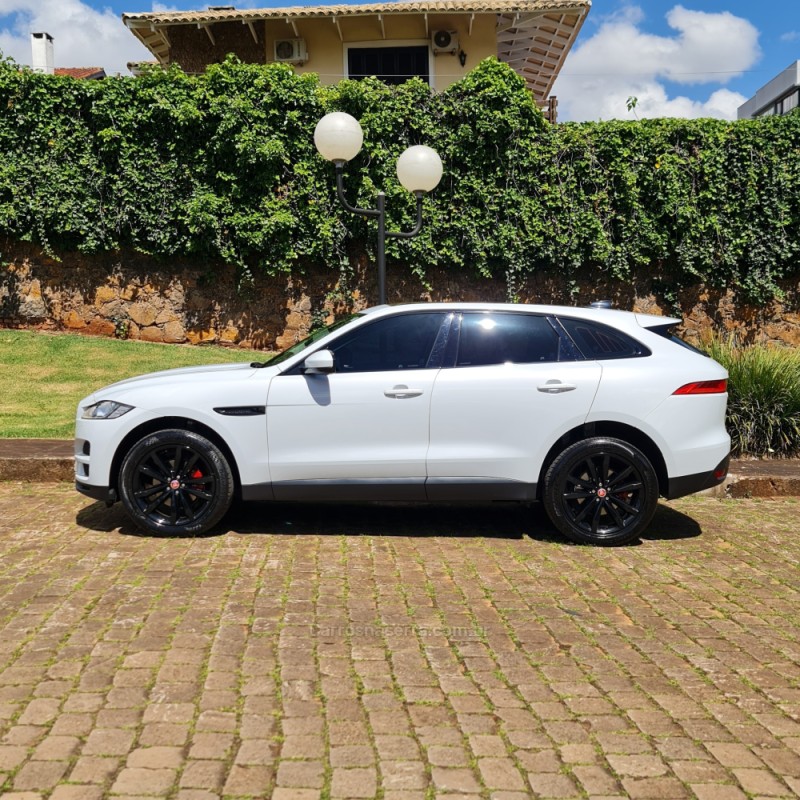 F-PACE 2.0 DIESEL PRESTIGE 180CV 4P AUTOMÁTICO - 2020 - LAGOA VERMELHA