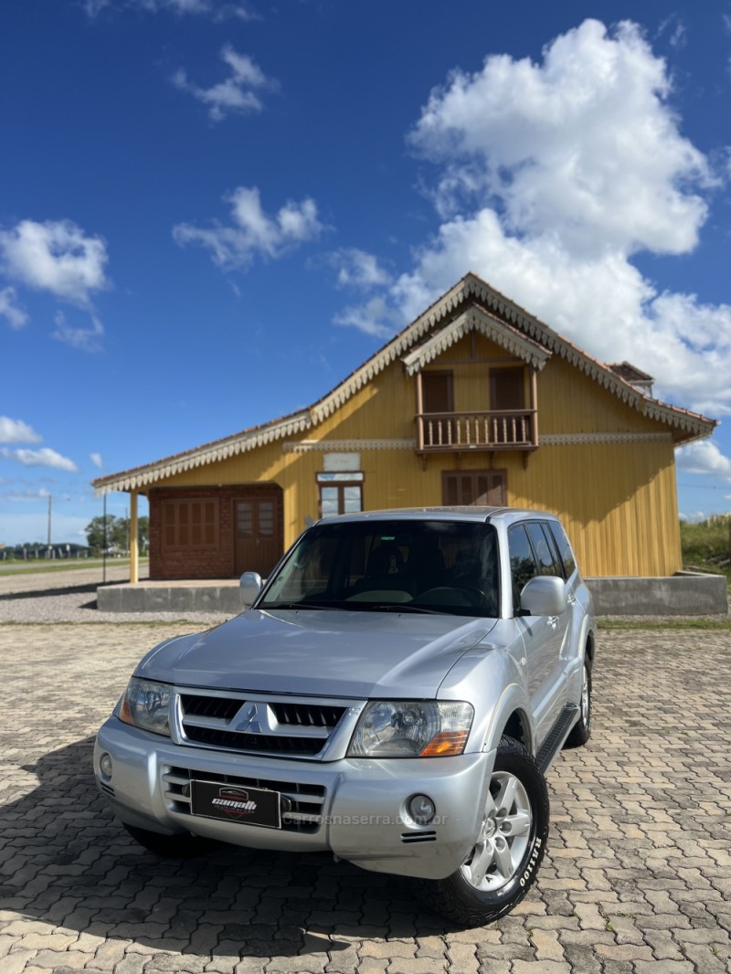 PAJERO FULL 3.2 HPE 4X4 16V DIESEL 4P AUTOMÁTICO - 2005 - ANTôNIO PRADO