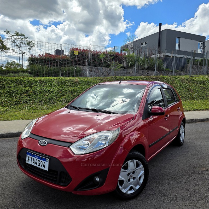 fiesta 1.0 rocam se plus hatch 8v flex 4p manual 2014 caxias do sul