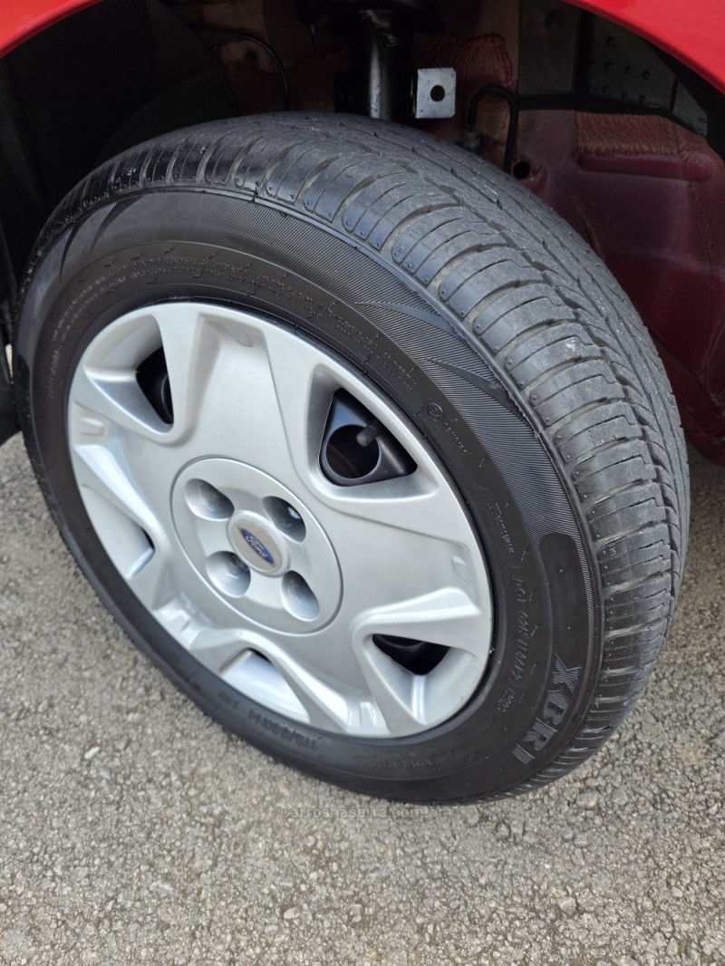 FIESTA 1.0 ROCAM SE PLUS HATCH 8V FLEX 4P MANUAL - 2014 - CAXIAS DO SUL