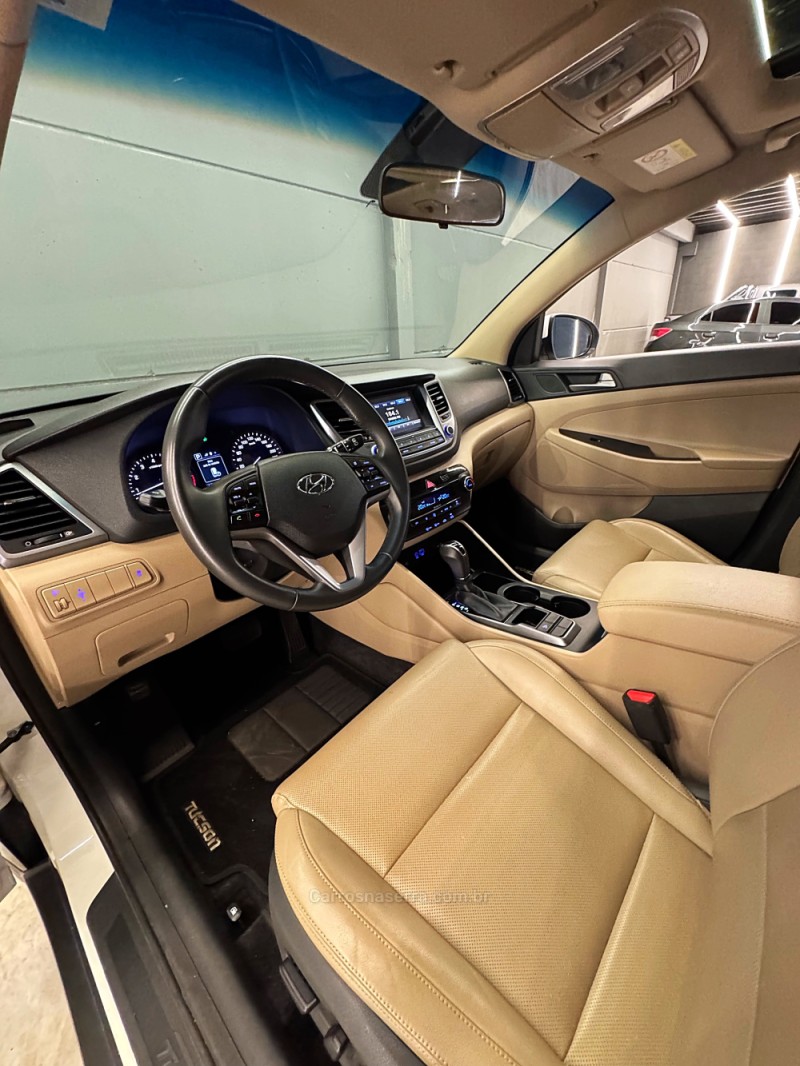 TUCSON 1.6 GLS TURBO GASOLINA 4P AUTOMÁTICO - 2021 - PASSO FUNDO