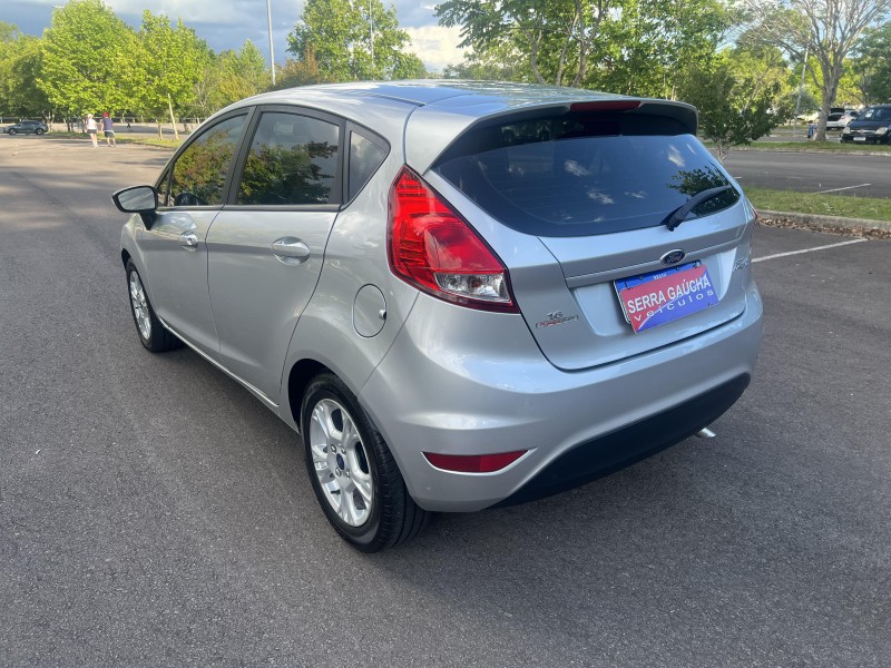 FIESTA 1.6 SE HATCH 16V FLEX 4P AUTOMÁTICO - 2015 - BENTO GONçALVES
