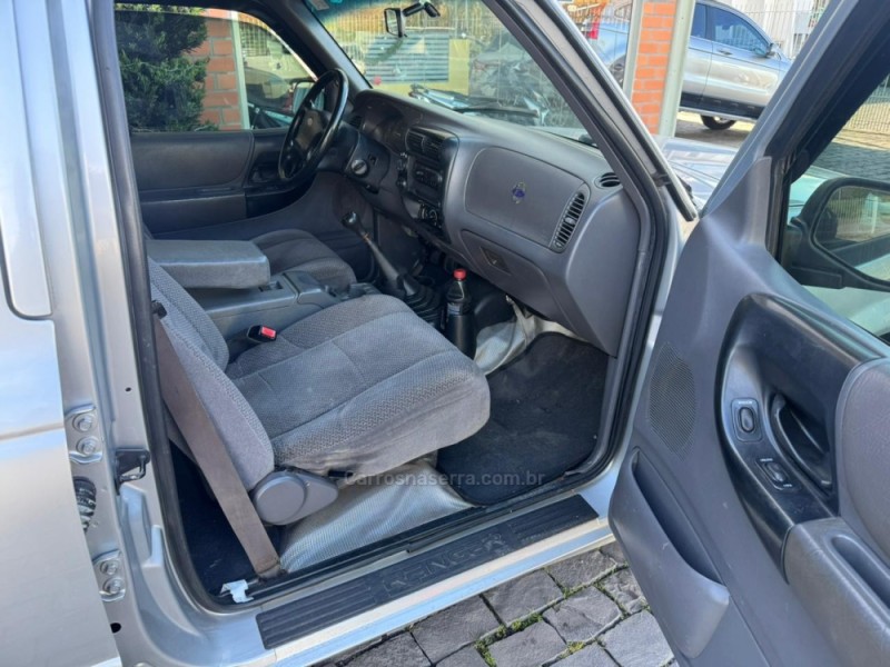 RANGER 2.8 XLT 4X4 CD 8V TURBO INTERCOOLER DIESEL 4P MANUAL - 2003 - SãO MARCOS