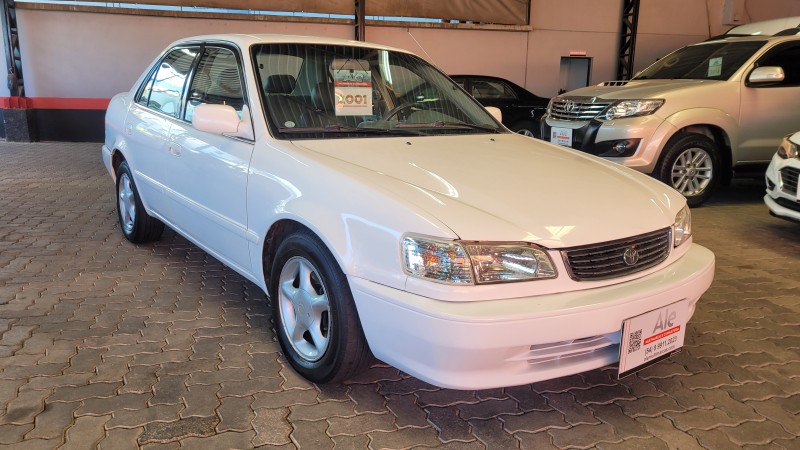 COROLLA 1.8 XEI 16V GASOLINA 4P AUTOMÁTICO - 2001 - GARIBALDI
