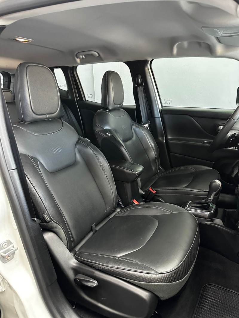 RENEGADE 1.3 LONGITUDE T270 16V TURBO FLEX 4P AUTOMÁTICO - 2023 - PASSO FUNDO