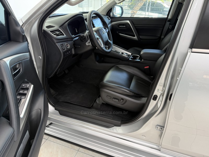 PAJERO SPORT 2.4 HPE-S 4X4 DIESEL 4P AUTOMÁTICO - 2023 - BENTO GONçALVES