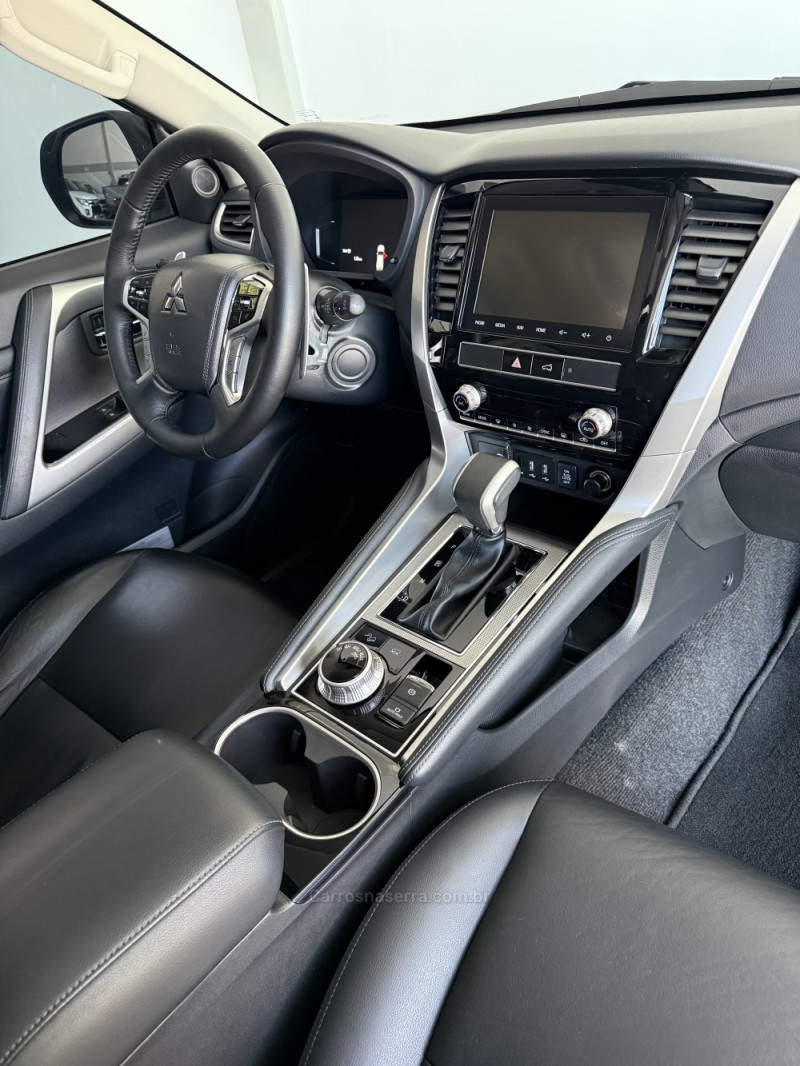 PAJERO SPORT 2.4 HPE-S 4X4 DIESEL 4P AUTOMÁTICO - 2023 - BENTO GONçALVES