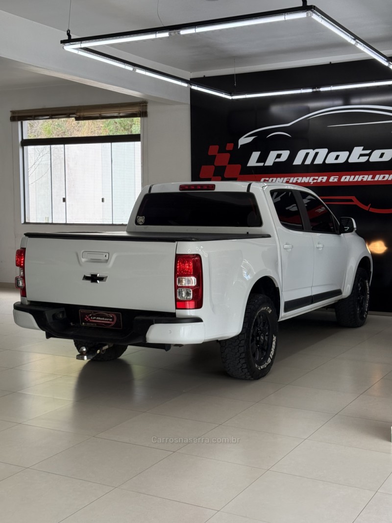 S10 2.4 LT 4X2 CD 8V FLEX 4P MANUAL - 2014 - FARROUPILHA