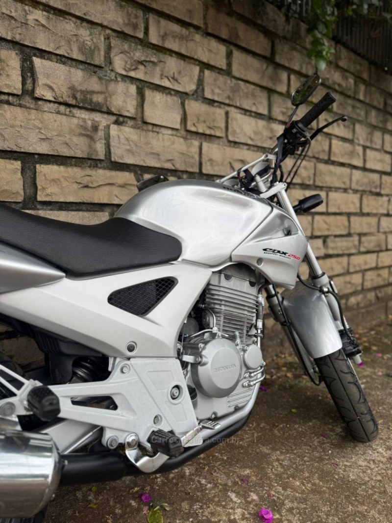 CBX 250 TWISTER  - 2005 - LAJEADO