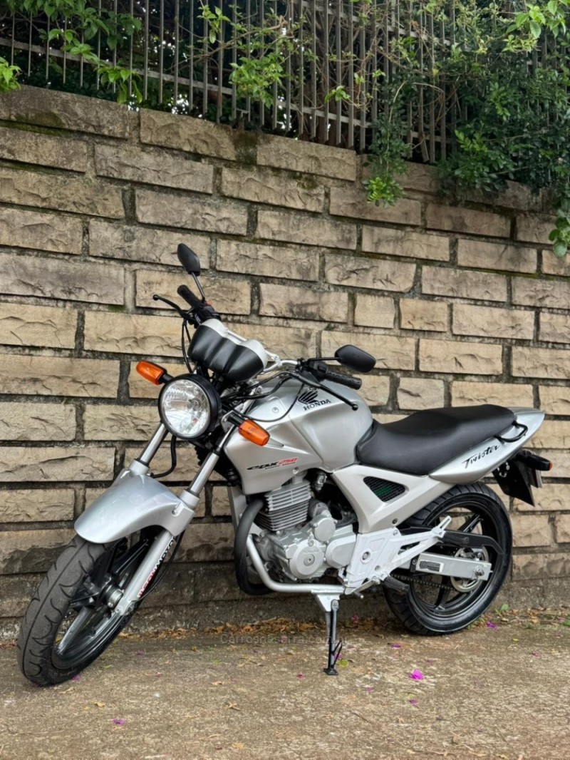 CBX 250 TWISTER  - 2005 - LAJEADO