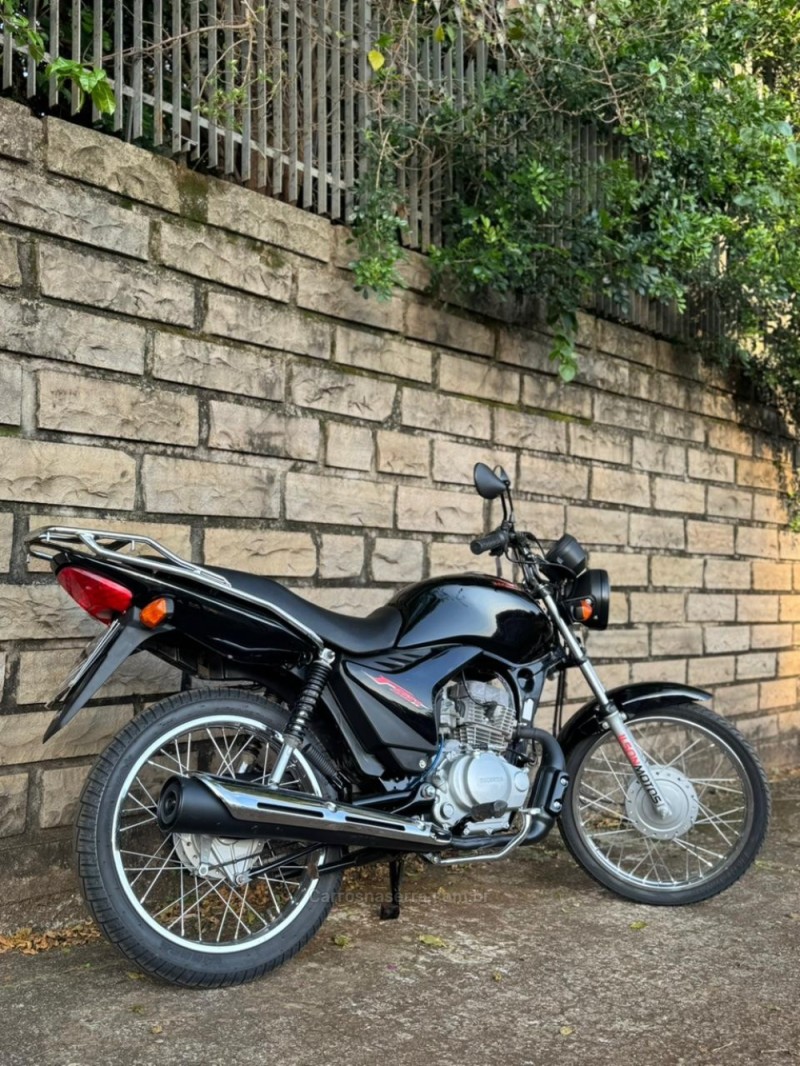 CG 125 FAN ES - 2010 - LAJEADO