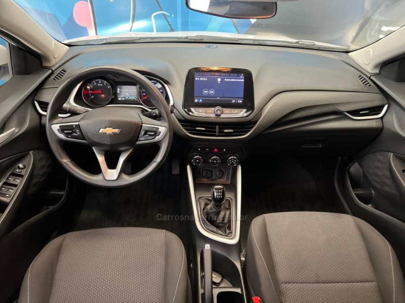 ONIX 1.0 LT 12V FLEX 4P MANUAL - 2023 - NOVO HAMBURGO
